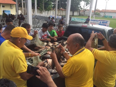 Loja Sétima Luz, nº 07, realiza tradicional Distribuição de Peixes (1)